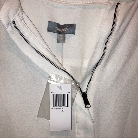 Neiman Marcus Blouse - Picture 2 of 5